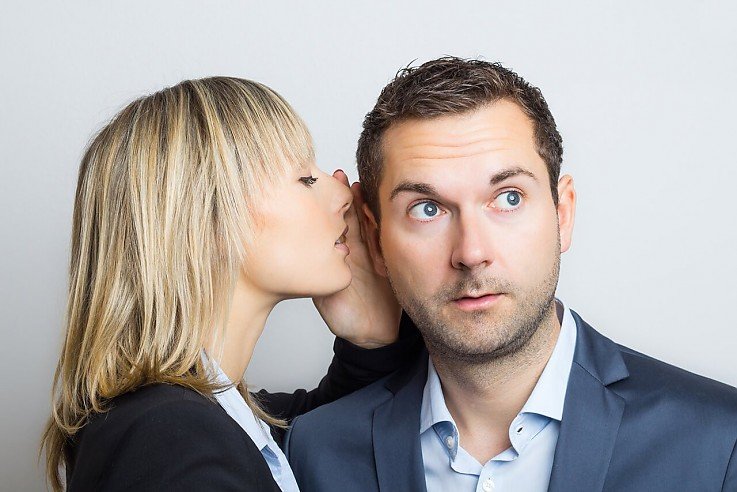 Foto Wenn Sie von einer Immobilie wissen, die verkauft oder vermietet werden soll: Informieren Sie uns. Wir belohnen Ihren Tipp - wenn er zu einem Abschluss f�hrt - mit <b>10 Prozent,</b> der an uns gezahlten Netto-Vermittlungsprovision (ohne MwSt.).<br><br>Voraussetzungen f�r Ihre Tippgeber-Pr�mie sind:<br><br><br><br><br>