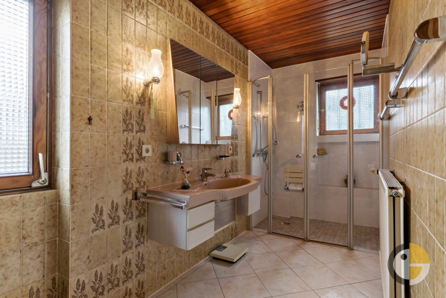 EG Bad Einfamilienhaus Bilsdorf