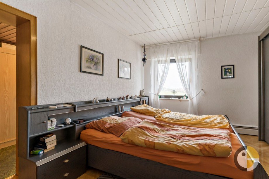 1OG Schlafzimmer Einfamilienhaus Merchweiler