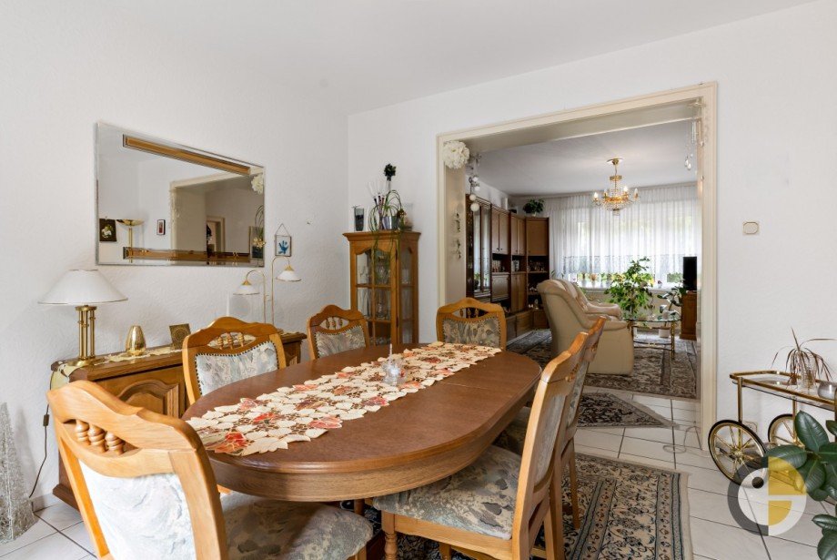 Esszimmer 2 Etagenwohnung Saarbr�cken
