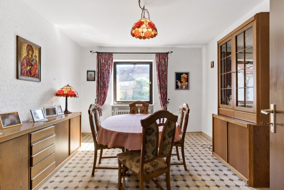 1OG Esszimmer Zweifamilienhaus Merchweiler