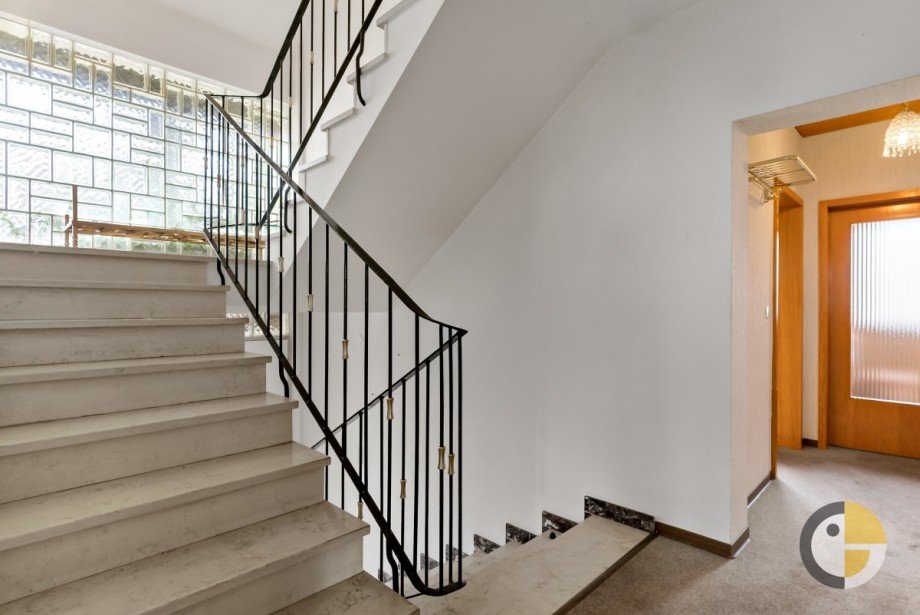 EG Treppenhaus Einfamilienhaus Bilsdorf