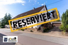 Hauptbild Renovierungsprojekt mit Entwicklungspotenzial: Tolles Mehrfamilienhaus auf gro�z�gigem Grundst�ck