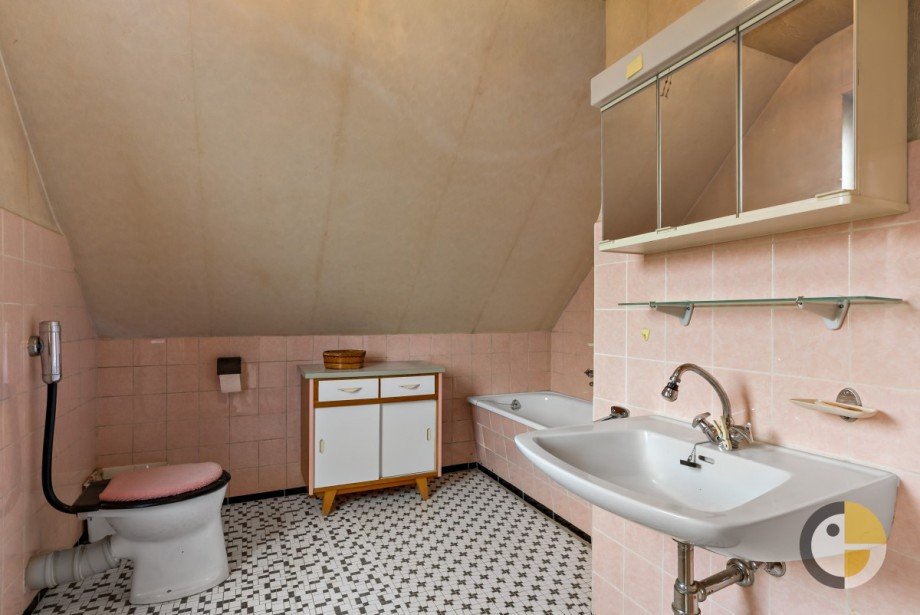 1OG Bad Einfamilienhaus Bilsdorf