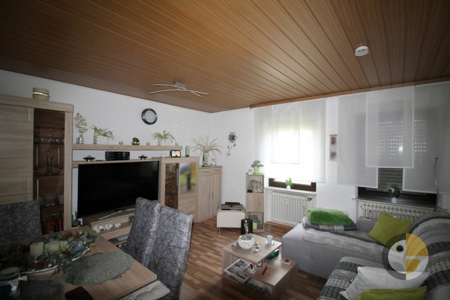 Wohnzimmer OG links Mehrfamilienhaus Friedrichsthal