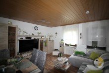 Wohnzimmer OG links 6-Familienhaus mit Baugrundst�ck in Friedrichsthal zu verkaufen