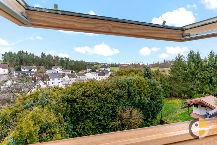 Aussicht Zweifamilienhaus Schiffweiler