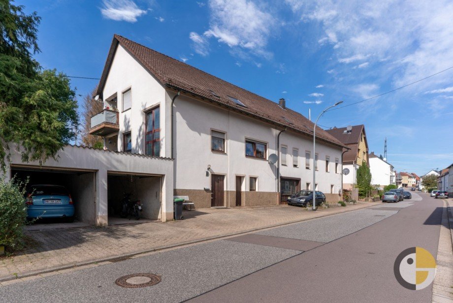 Gesamtansicht Mehrfamilienhaus Schiffweiler