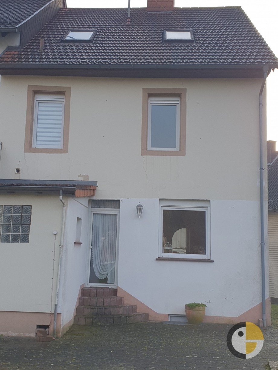 R�ckfront Reihenendhaus Illingen